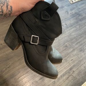 Rocket dog black booties like new!